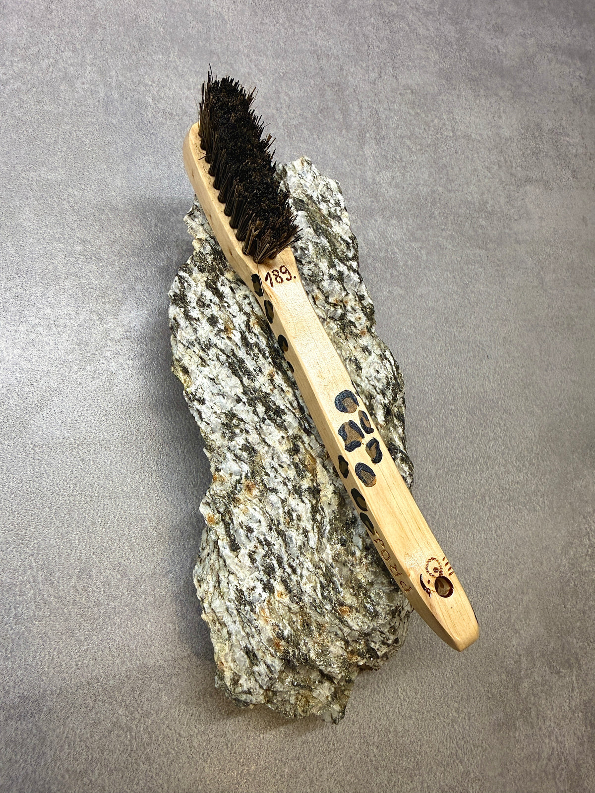 Bouldering brush Leopard